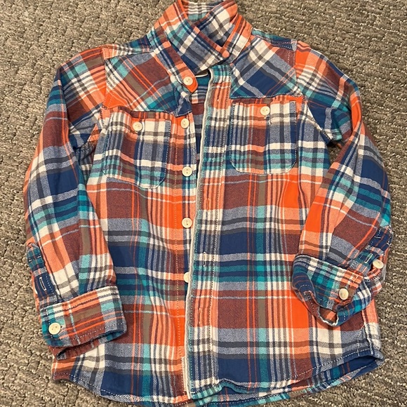 Boys button downs - Picture 3 of 3
